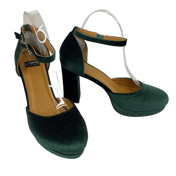 Nyla Velvet Ankle Strap Heels Size 9 - Picture 1 of 9